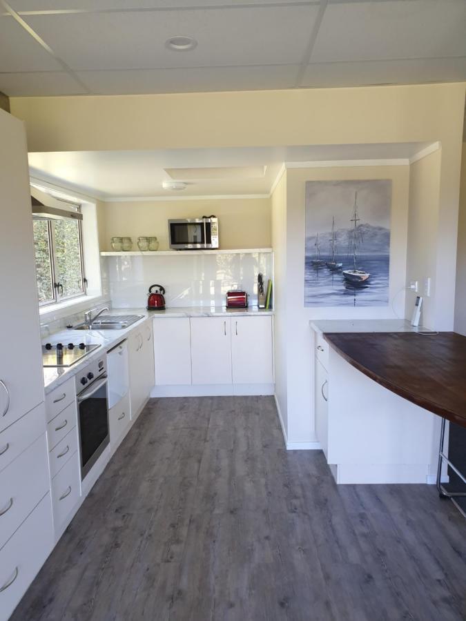 Appartamento Peace And Tranquility Awaits - One Tree Point Ruakaka Esterno foto